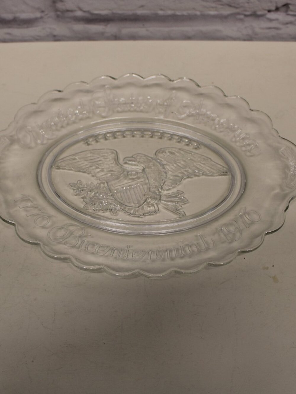 Avon United States Bicentennial Clear Glass Commemorative Plate 1976